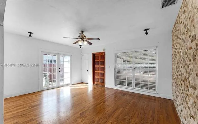 280 Mulberry St — Photo 6