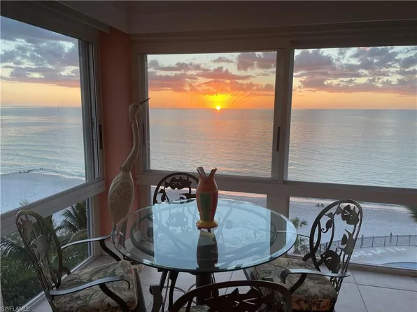 1717 Gulf Shore BLVD N #701, NAPLES, FL 34102