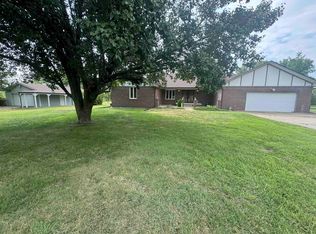 4260 S Cypress St, Derby, KS 67037