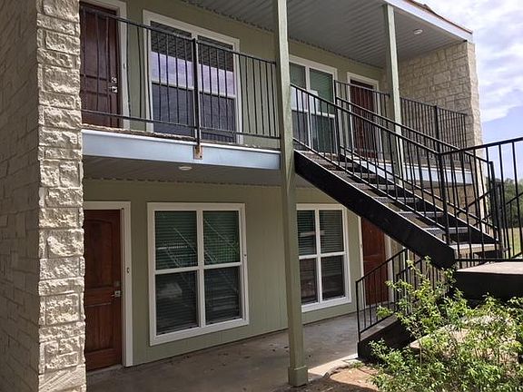 3rd image of 1003 E Highway St APT 2