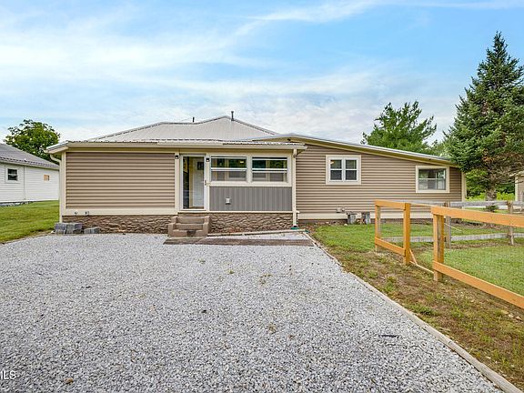 5th image of 117 Sam Rogers Rd