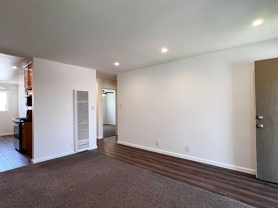 1st image of 6452 Orange Ave #23