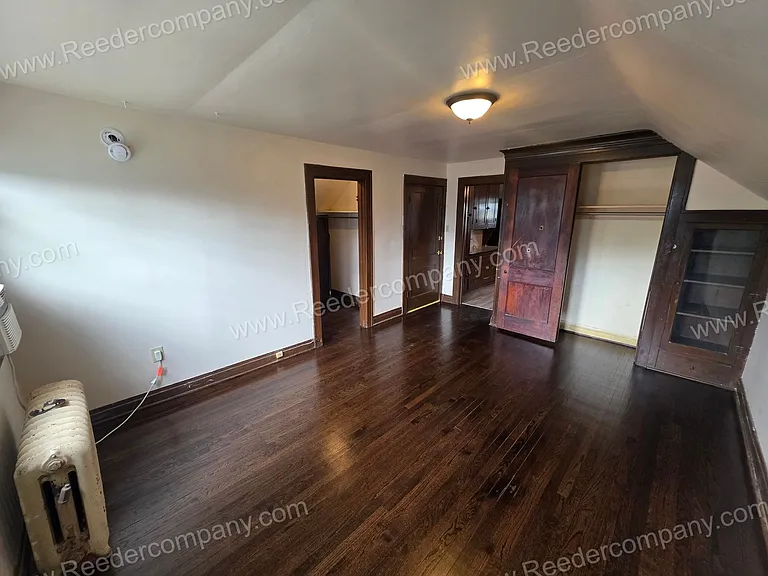 625 Roosevelt Drive — Photo 3