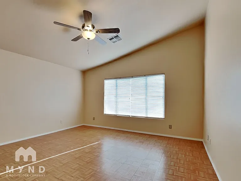 12813 W Aster Dr — Photo 8