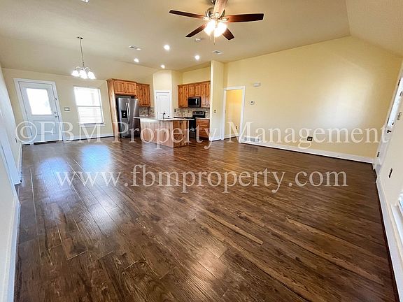 4th image of 410 Krajca Rd