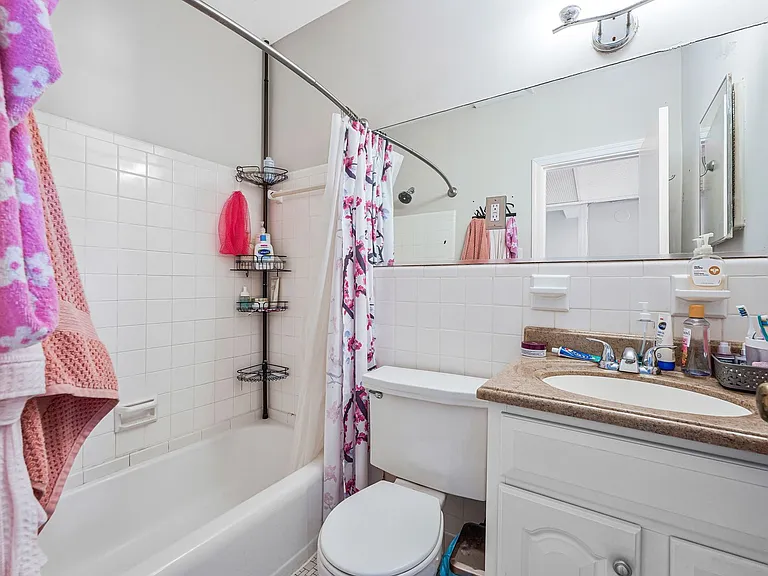 117 E St SE #302 — Photo 12