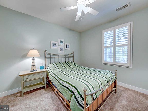 4th image of 21281 Catalina Cir #A22