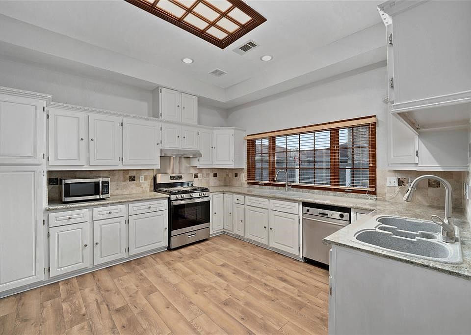 1st image of 6303 Lugary Dr #6303