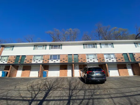 2341 Newton St, Akron, OH 44305