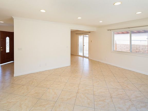 4th image of 8823 Monogram Ave