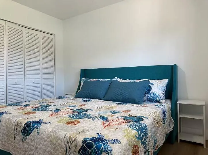 516 E Whitney Dr — Photo 14