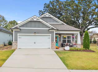 8456 Cherrybark Ln, Ooltewah, TN 37363