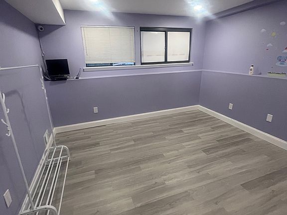 5th image of 79 Robinson Ave #1