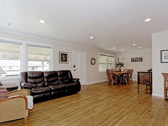 5th image of 231 Camaritas Ave