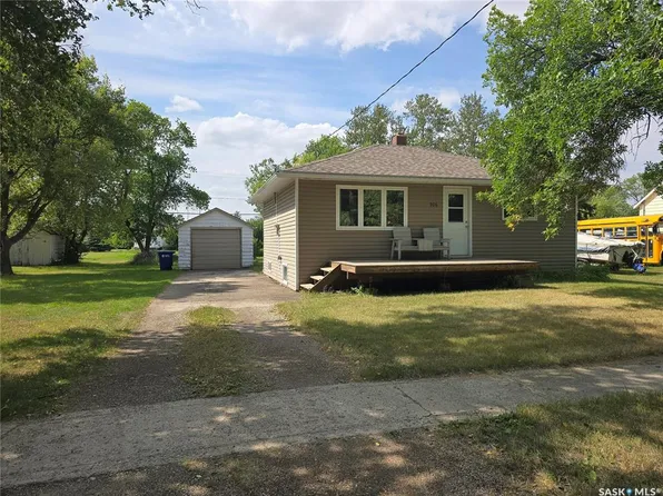 906 Pacific STREET, Grenfell, SK S0G 2B0