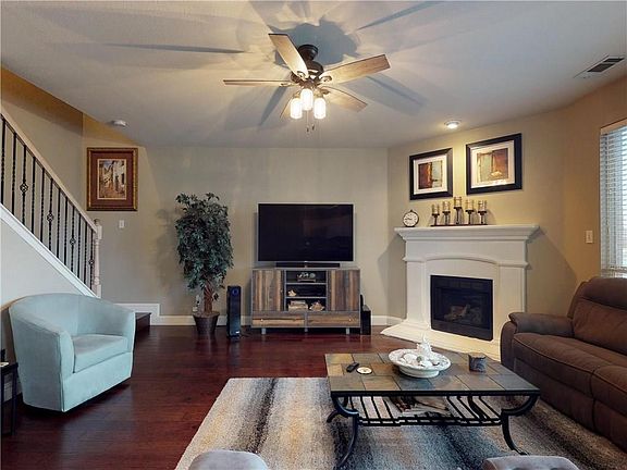 4th image of 12853 Parkersburg Dr