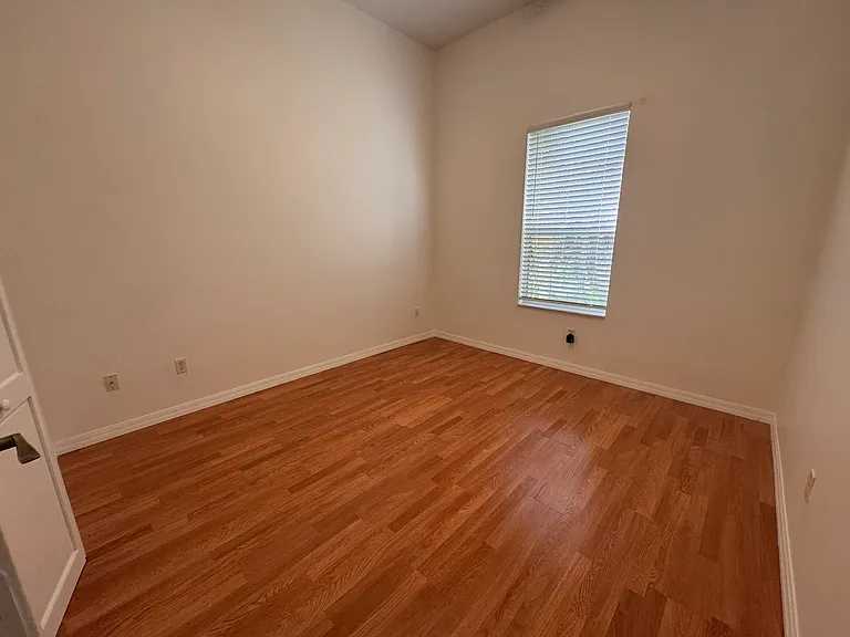 14006 Mailer Blvd — Photo 7