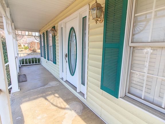 2nd image of 227 W Court Ave