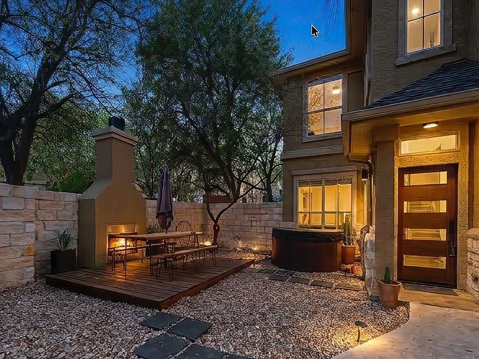 1st image of 3406 Menchaca Rd #28