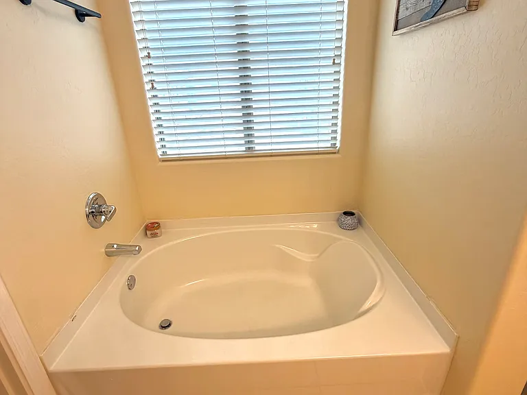 14169 W Country Gables Dr — Photo 14