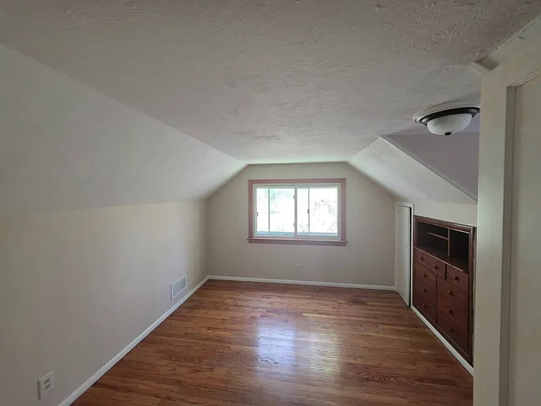 6910 Buckley Rd — Photo 2