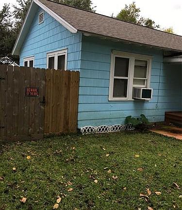 3rd image of 23 12th Ave N