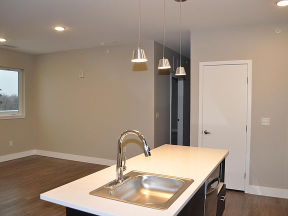 3rd image of 2360 S University Blvd #510