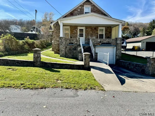 924 Jefferson Ave, Sidman, PA 15955