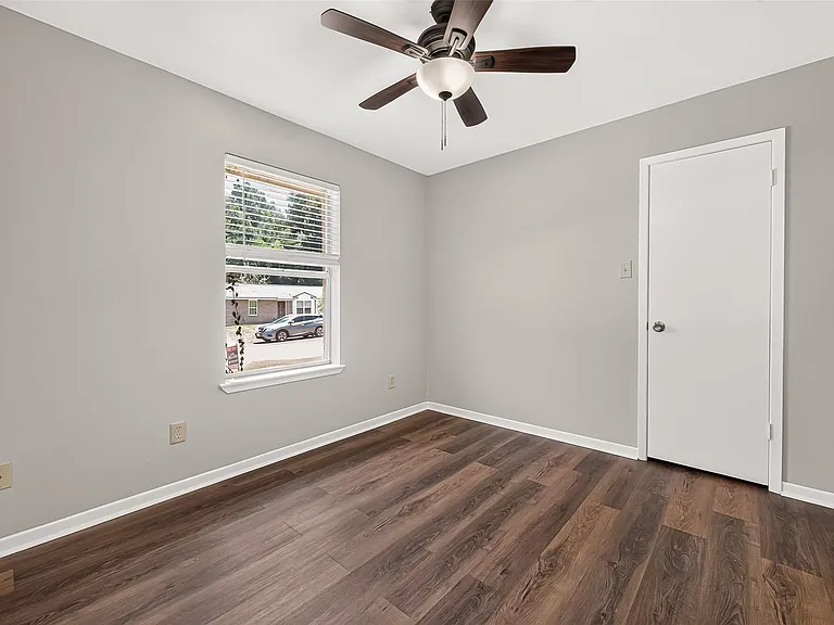 102 Libby Cir — Photo 27