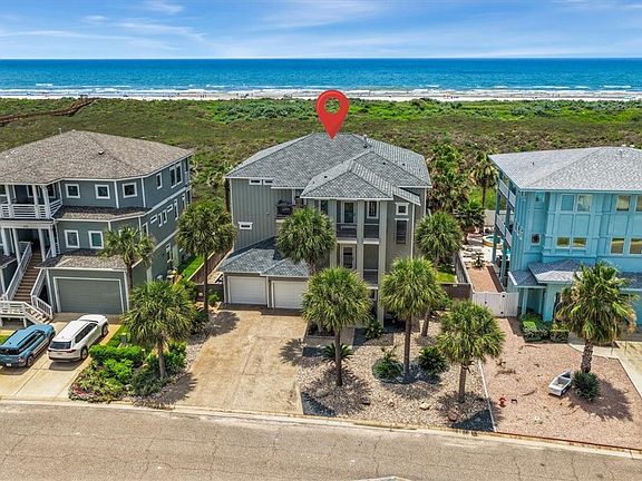 2nd image of 822 Oceanside Dr