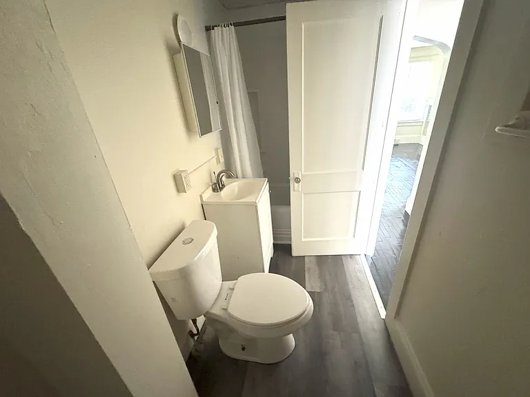 557 Lincoln St #2 — Photo 10