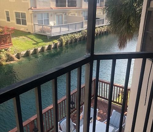 4th image of 10427 Saint Tropez Pl
