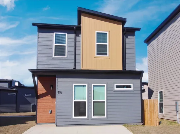 810 Massachusetts Ave, Bentonville, AR 72713