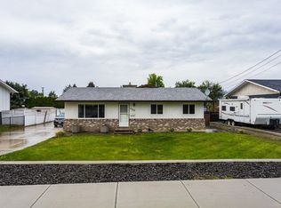 450 Hollywood Rd S, Kelowna, BC V1X 3T1