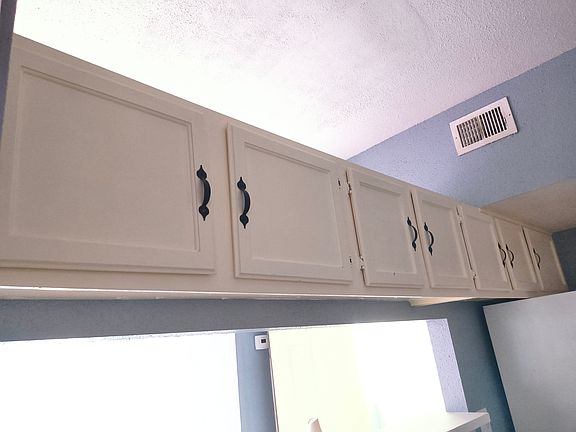 5th image of 14550 Fonmeadow Dr APT 803
