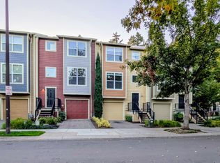 2155 NE Cadbury Ave, Hillsboro, OR 97006