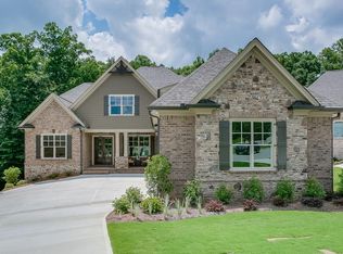 5601 Autumn Flame Dr, Braselton, GA 30517