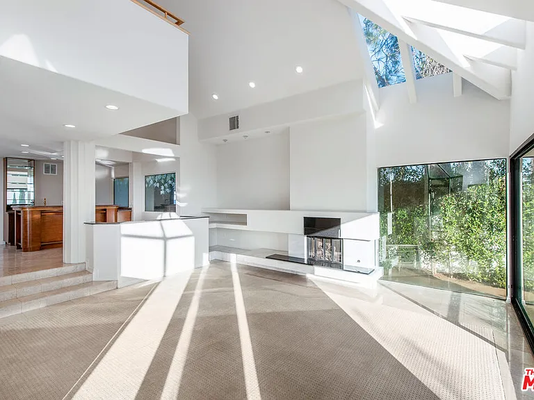 7940 Vulcan Dr — Photo 23