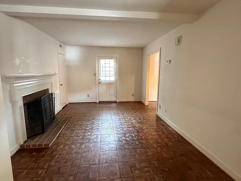 1446 Kenmore Ave — Photo 3