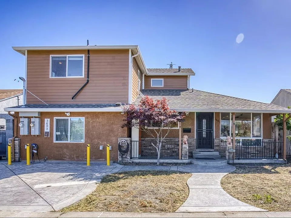 3603 Figueroa Dr