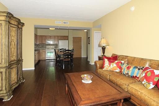 4th image of 3451 N Carriageway Dr Unit 404