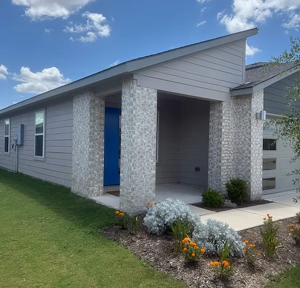 1235 Amistad Loop — Photo 4