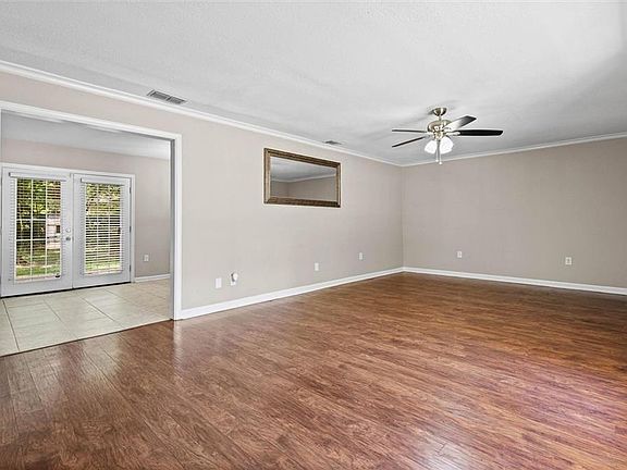 2nd image of 4064 Wesley Ln S