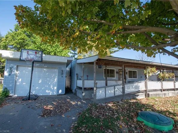 19 Imperial St, Norfolk County, ON N4B 1G6