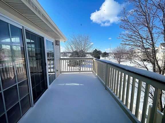 4th image of 1151 Townline Rd Unit 205