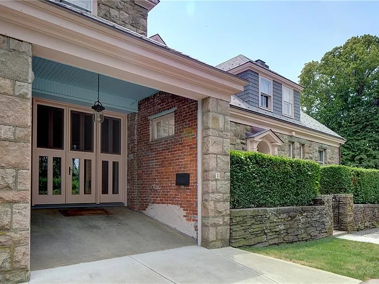 3 Hazard Ave — Photo 4