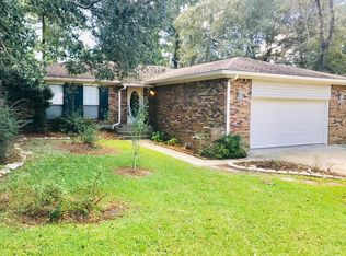 557 Kaiki Dr, Diamondhead, MS 39525