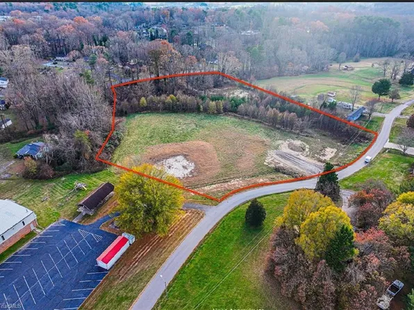 0 Thomas Ln, Mount Airy, NC 27030