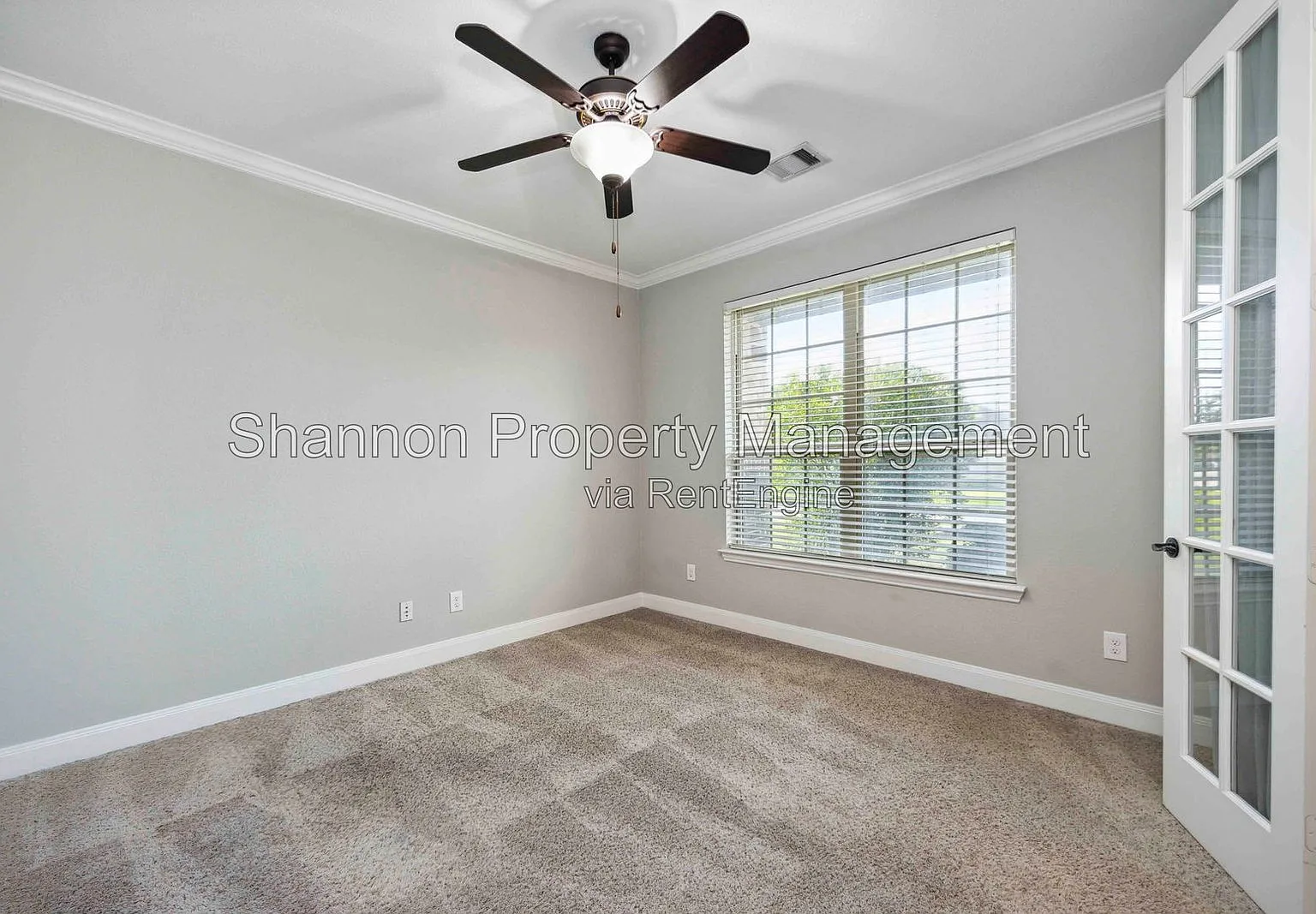 4 bed, 4.0 bath, 3420 sqft, $3,100 — Photo 2