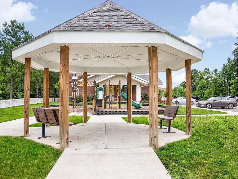 Liberty Pointe — Photo 12